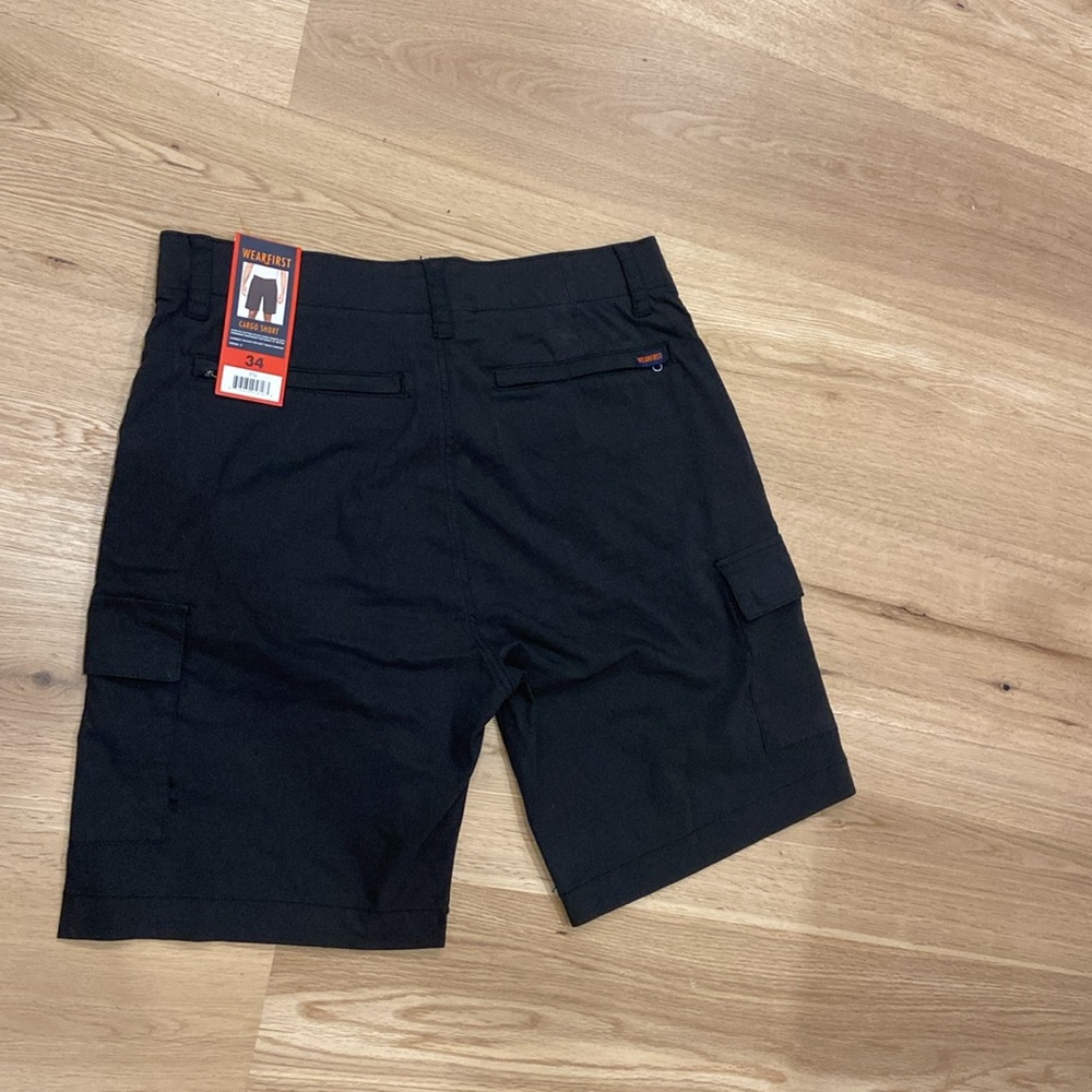 WEARFIRST Men’s Black Cargo Shorts - Picture 9 of 11